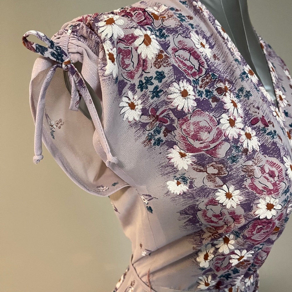 Dusty Mauve Floral Wrap Midi Dress with Self-Tie Waist - Picture 3 of 8